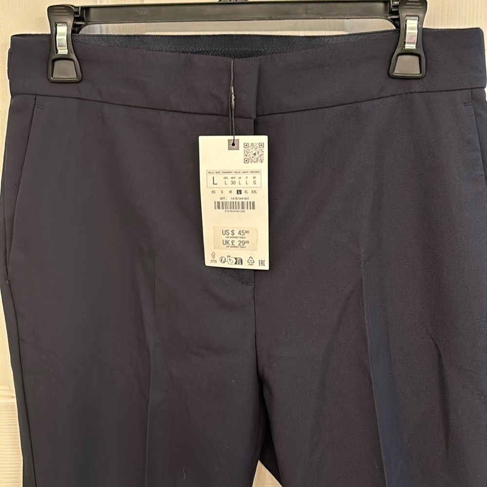 Zara size large, dark blue waistband pants pockets, work pants. New with tags.